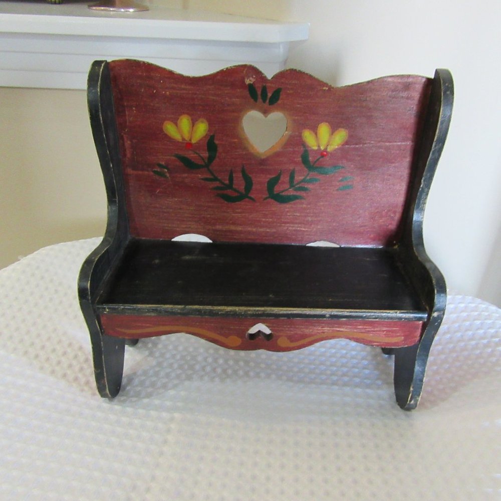 Small dolls wooden bench [ Only not bear ]